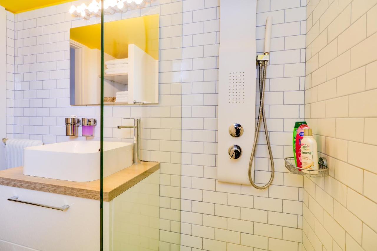 Spacious Central Flat☆3Min To Metro☆Ac|Netflix|Pc Athens Ngoại thất bức ảnh